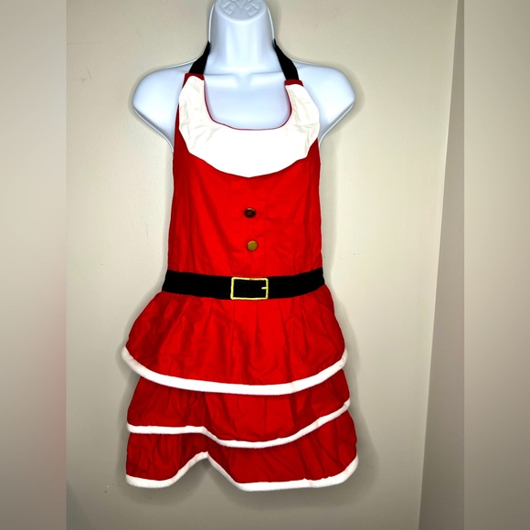 Christmas Holiday apron. Halter neck tie. Tie at waist. Tiered ruffle bottom. - Picture 1 of 6